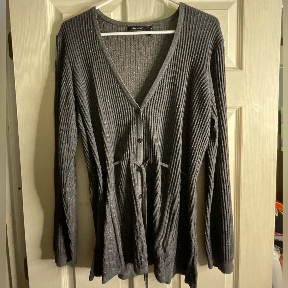 XL daisy fuentes long sleeve in gray